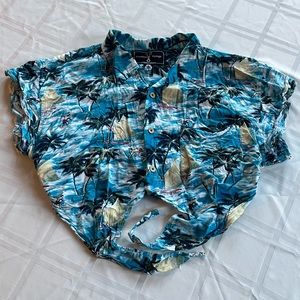 ☎️ American Vintage Crop Top Button down Surfer Sailboat Tee Shirt with Tie